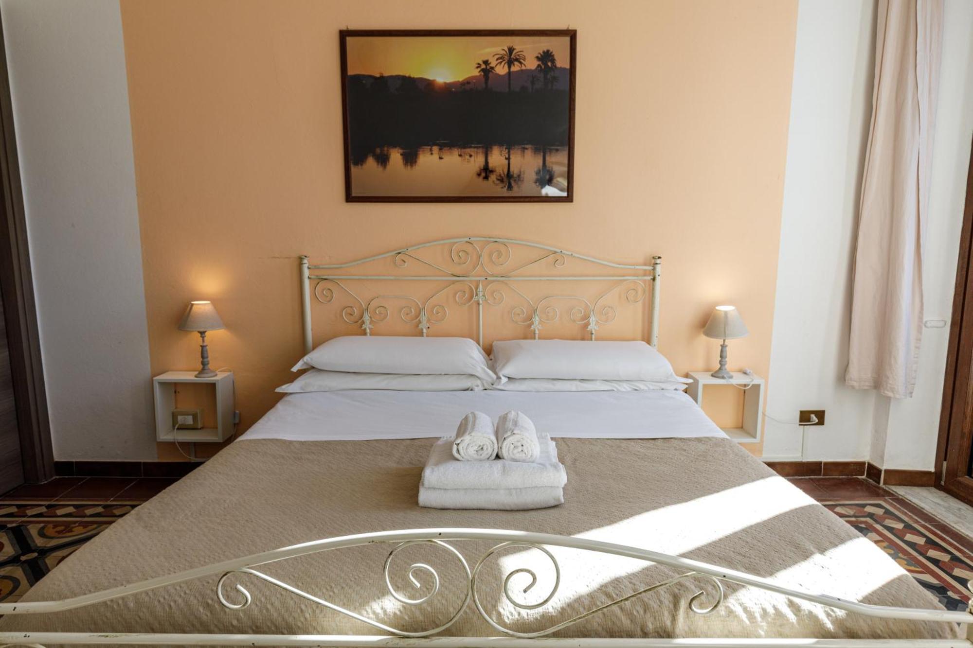 Onlyrooms III - Recommended For Under 30S Cagliari Zimmer foto